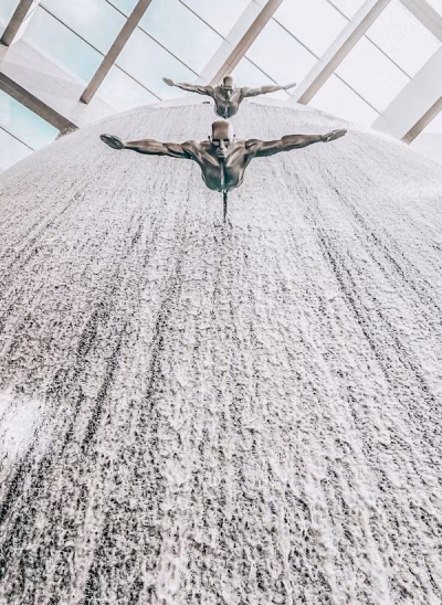 photo-1630337236943-a42ee926ca29